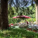Kendov Dvorec 5*