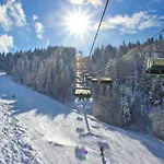 Kendov Dvorec 호텔 Spodnja Idrija