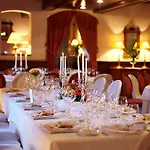 Kendov Dvorec Hotel
