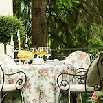 Kendov Dvorec Hotel