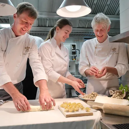 Hotel Kendov Dvorec Spodnja Idrija