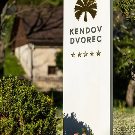 Kendov Dvorec 5* Spodnja Idrija