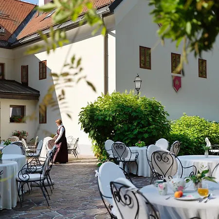 فندق Kendov Dvorec Spodnja Idrija