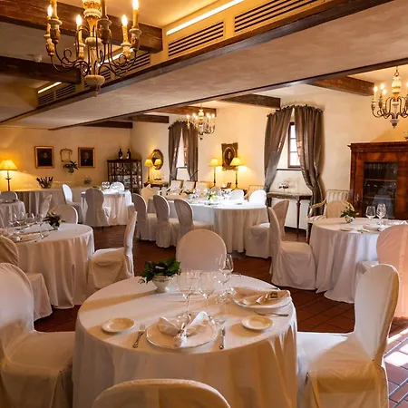 Kendov Dvorec فندق Spodnja Idrija