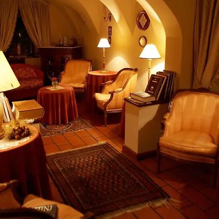 Kendov Dvorec Spodnja Idrija