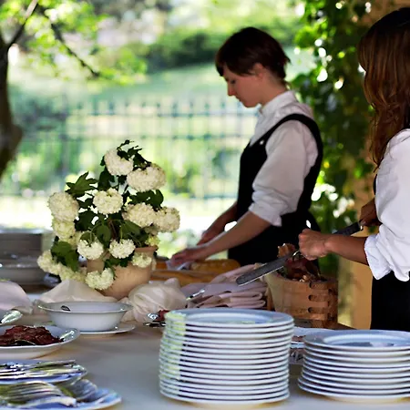Kendov Dvorec Hotell Spodnja Idrija