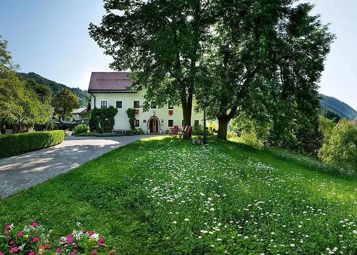 Kendov Dvorec Hotel 5*