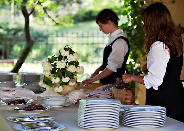 Kendov Dvorec Hotel Spodnja Idrija