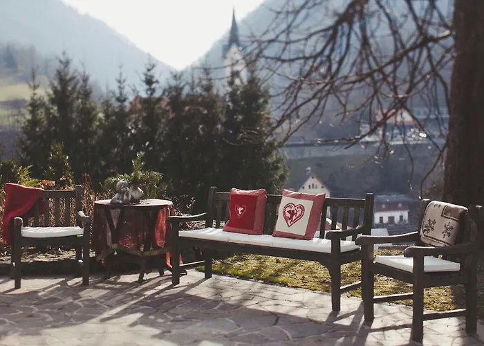 Kendov Dvorec Hotel Spodnja Idrija